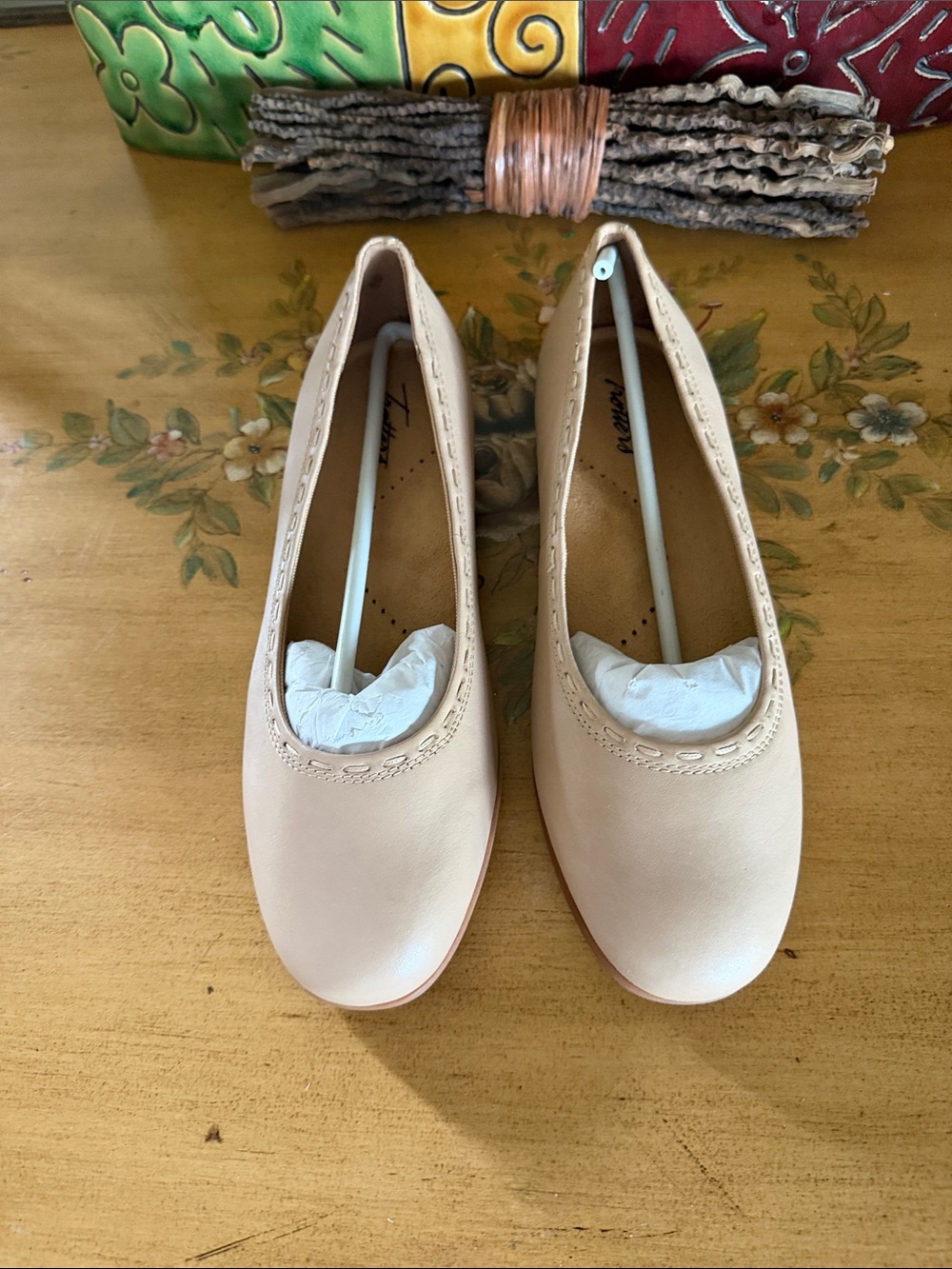 Women's Neutral Ballet Flats in Light Beige